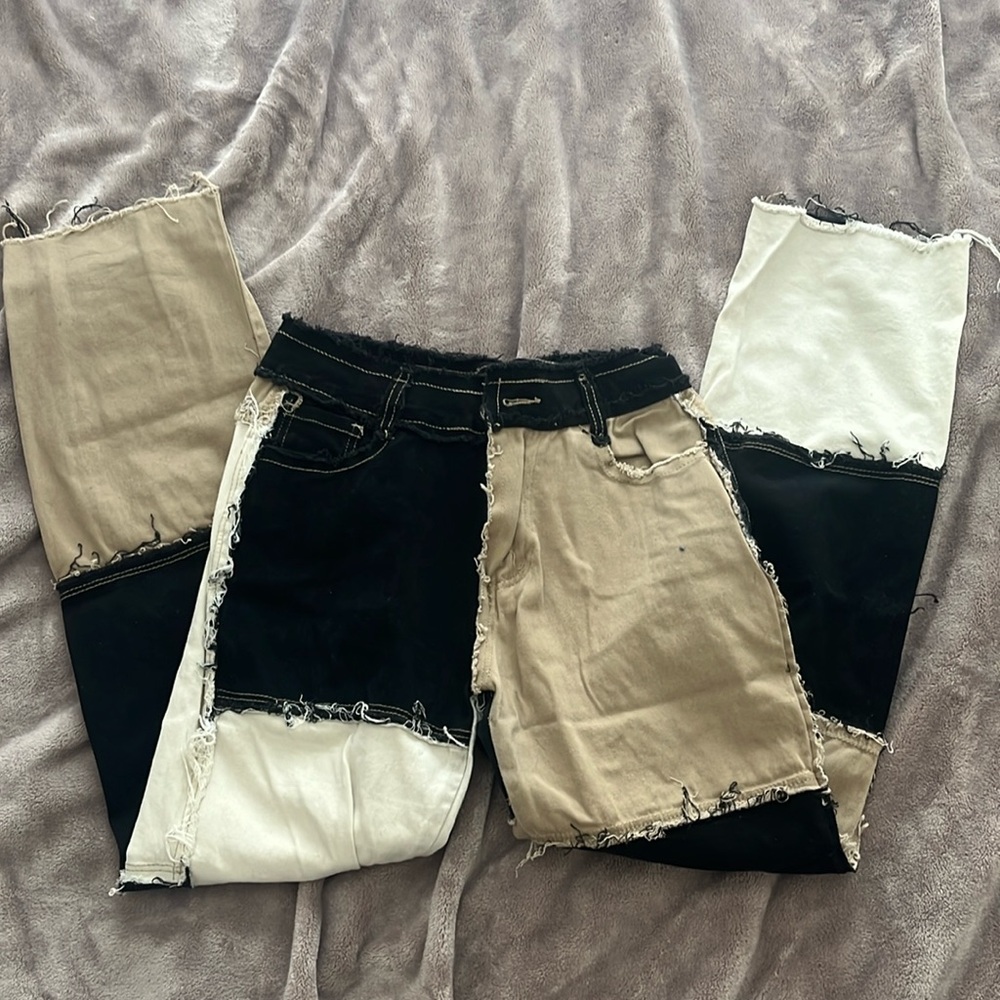 Color blocked pants